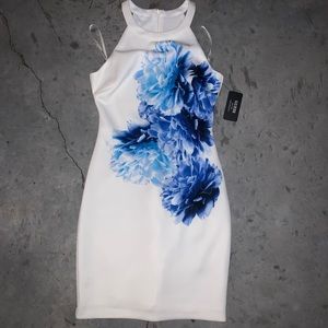 Guess size 6 white/blue floral dress NWT